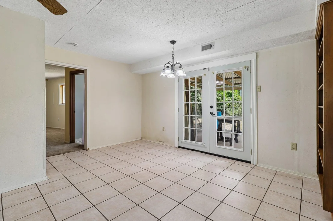 Photo of 162 Indian Oak DR