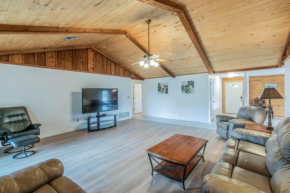Photo of 5200 Ledge RD