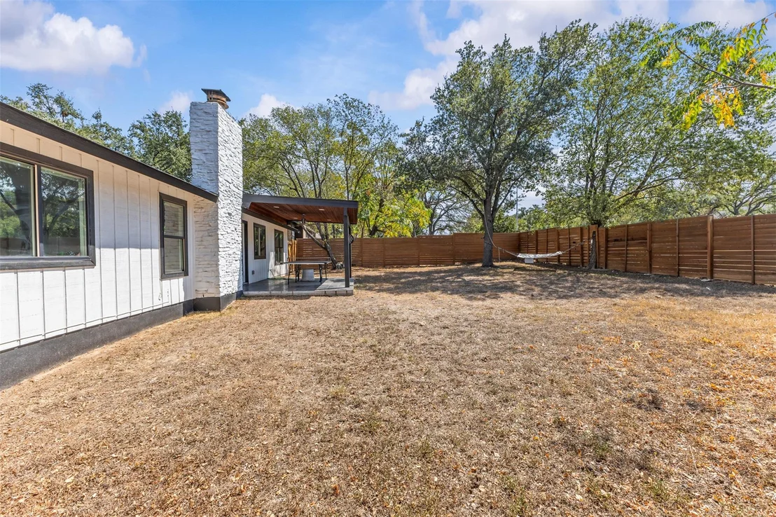 Photo of 3301 Western DR