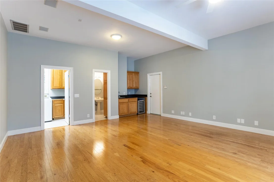Photo of 10800 River Plantation DR