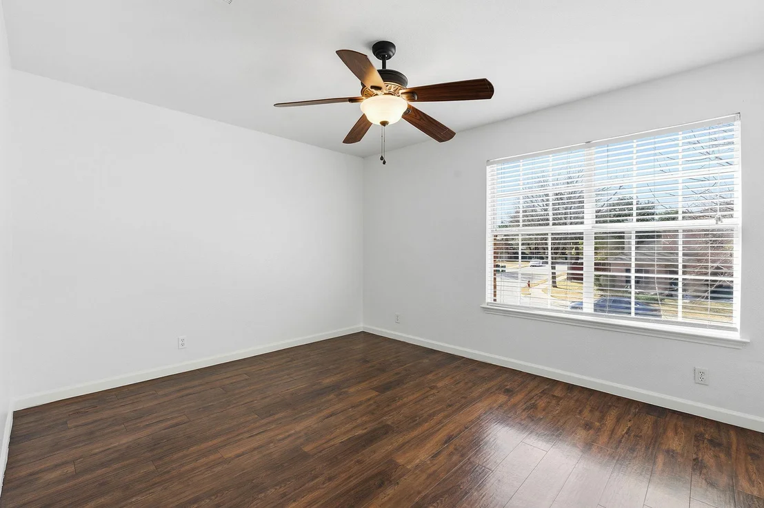 Photo of 2310 Eleanor WAY
