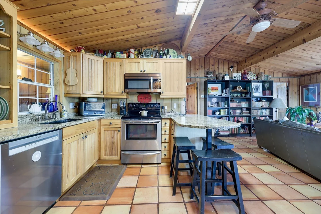 Photo of 14606 Custer CT