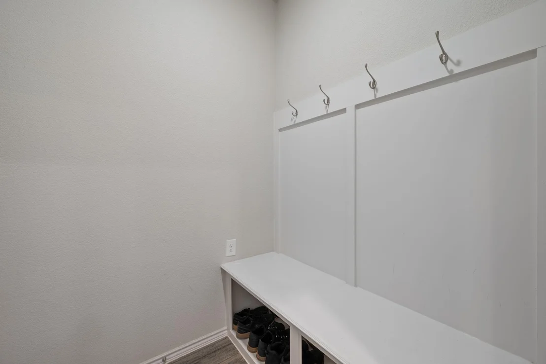 Photo of 204 Lacey Oak LOOP