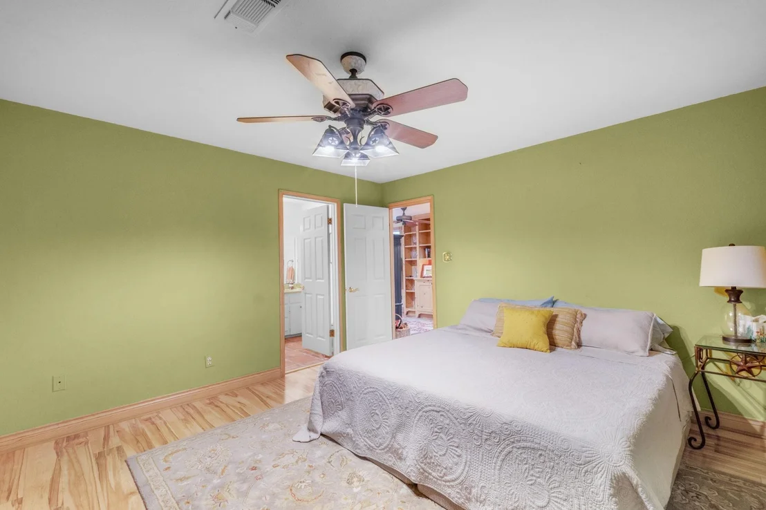 Photo of 306 Cardinal LN