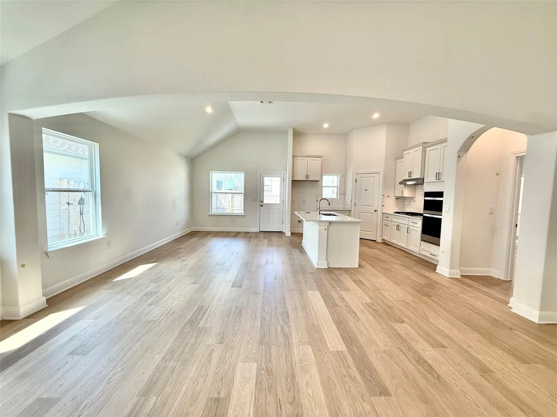Photo of 5841 Marsh LN