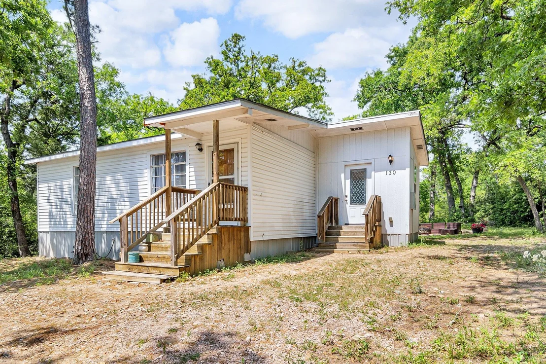 Photo of 130 Peace Haven LN