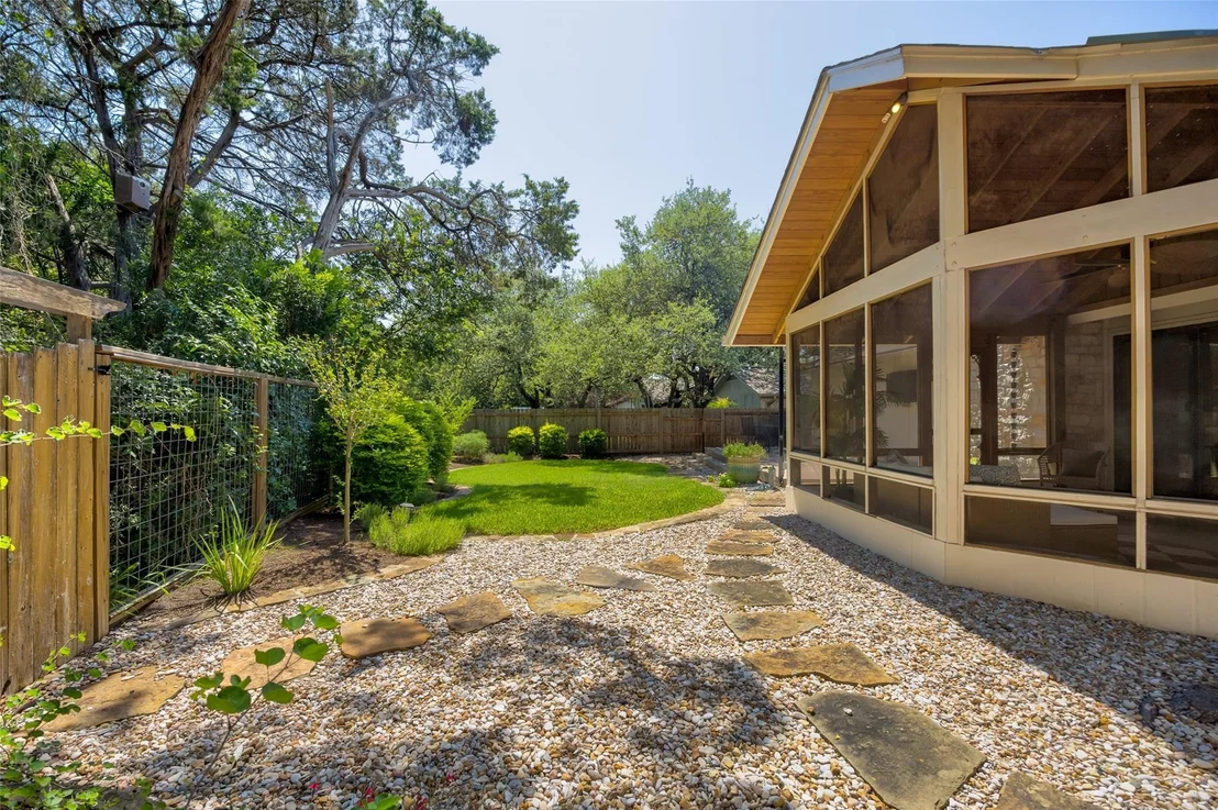 Photo of 5006 Trail West DR