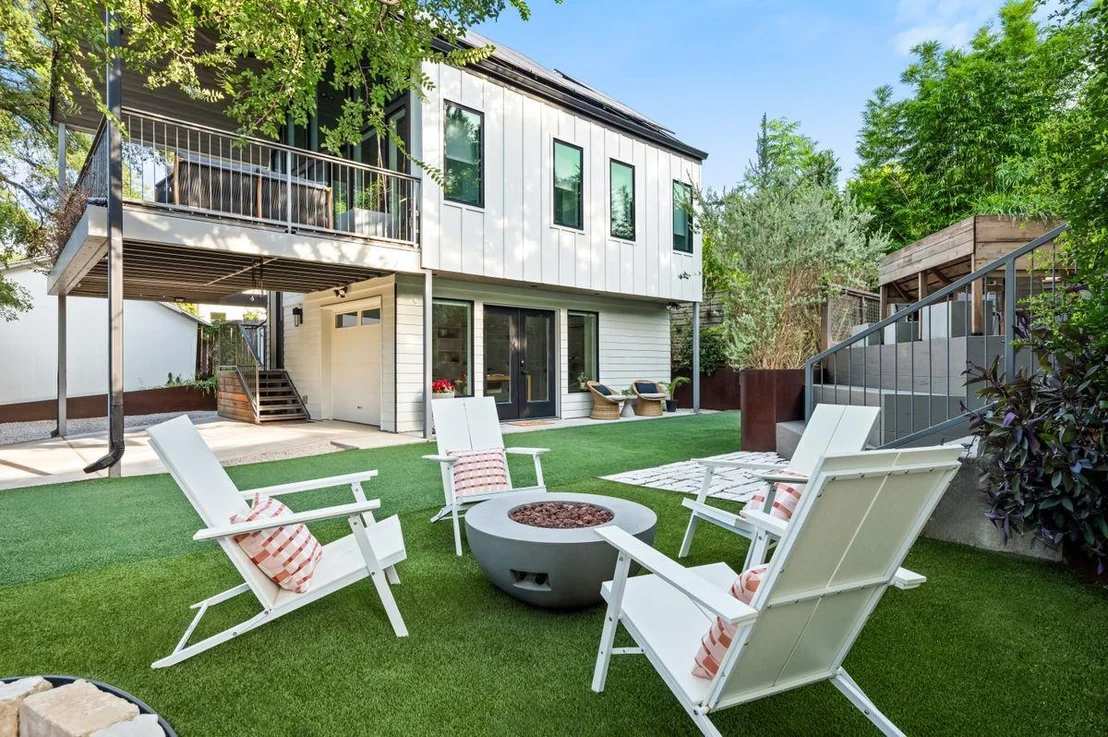 Photo of 1105 Travis Heights BLVD