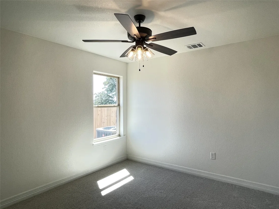 Photo of 425 Ridge Crest DR
