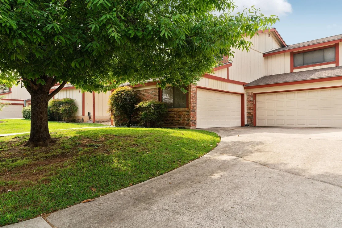 Photo of Unit A at 8902 Trone CIR