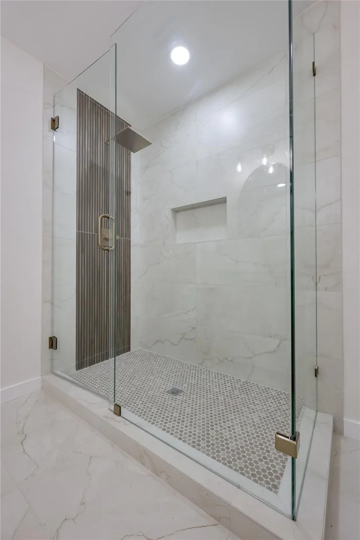 Photo of 1708 Raven DR