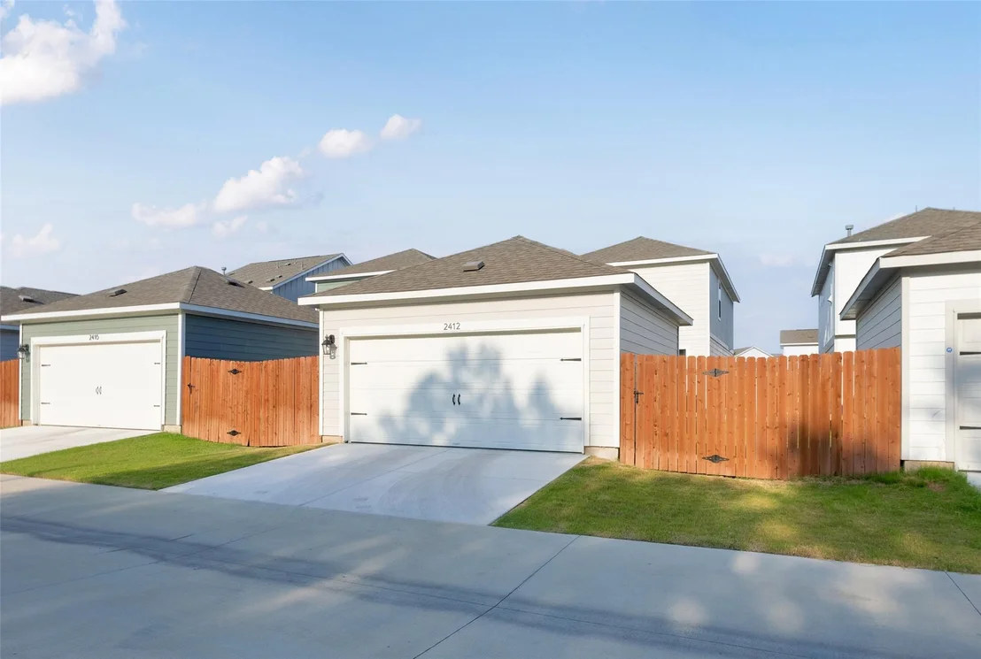 Photo of 2412 Jack Nora WAY
