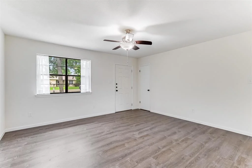 Photo of 1206 Hackberry DR