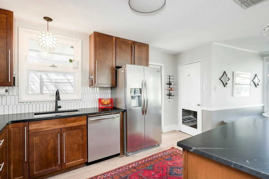 Photo of 1313 Corona DR