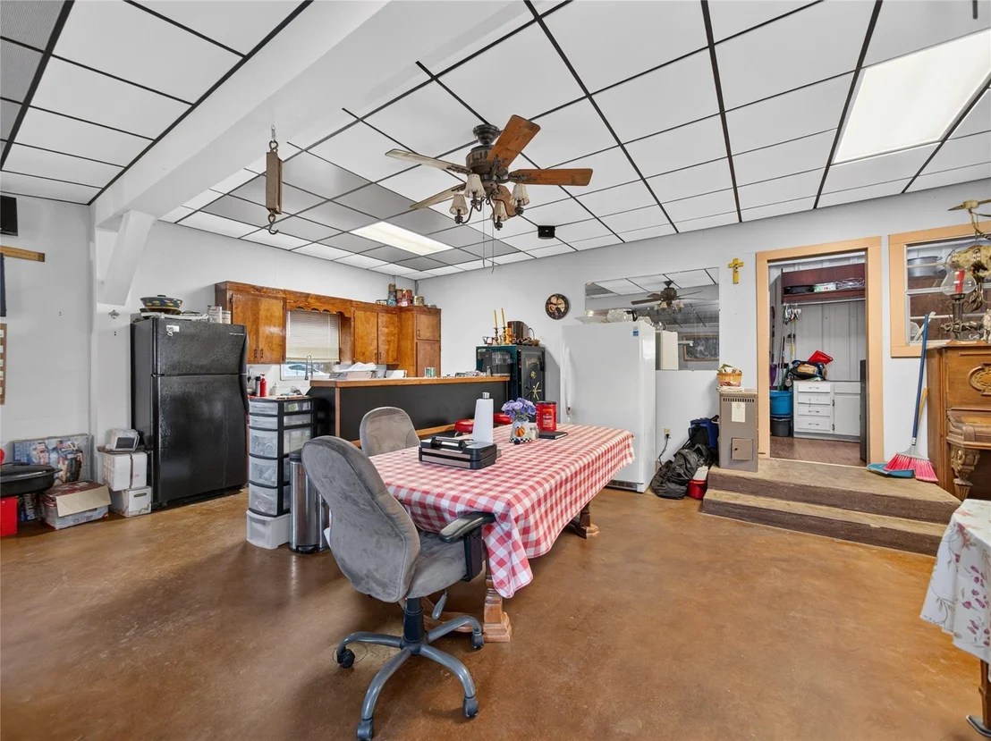 Photo of 7866 County Road 404