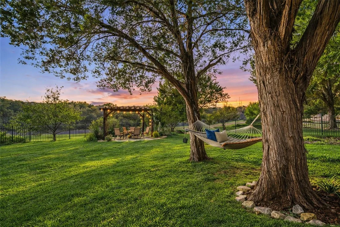 Photo of 300 Wesley Ridge DR