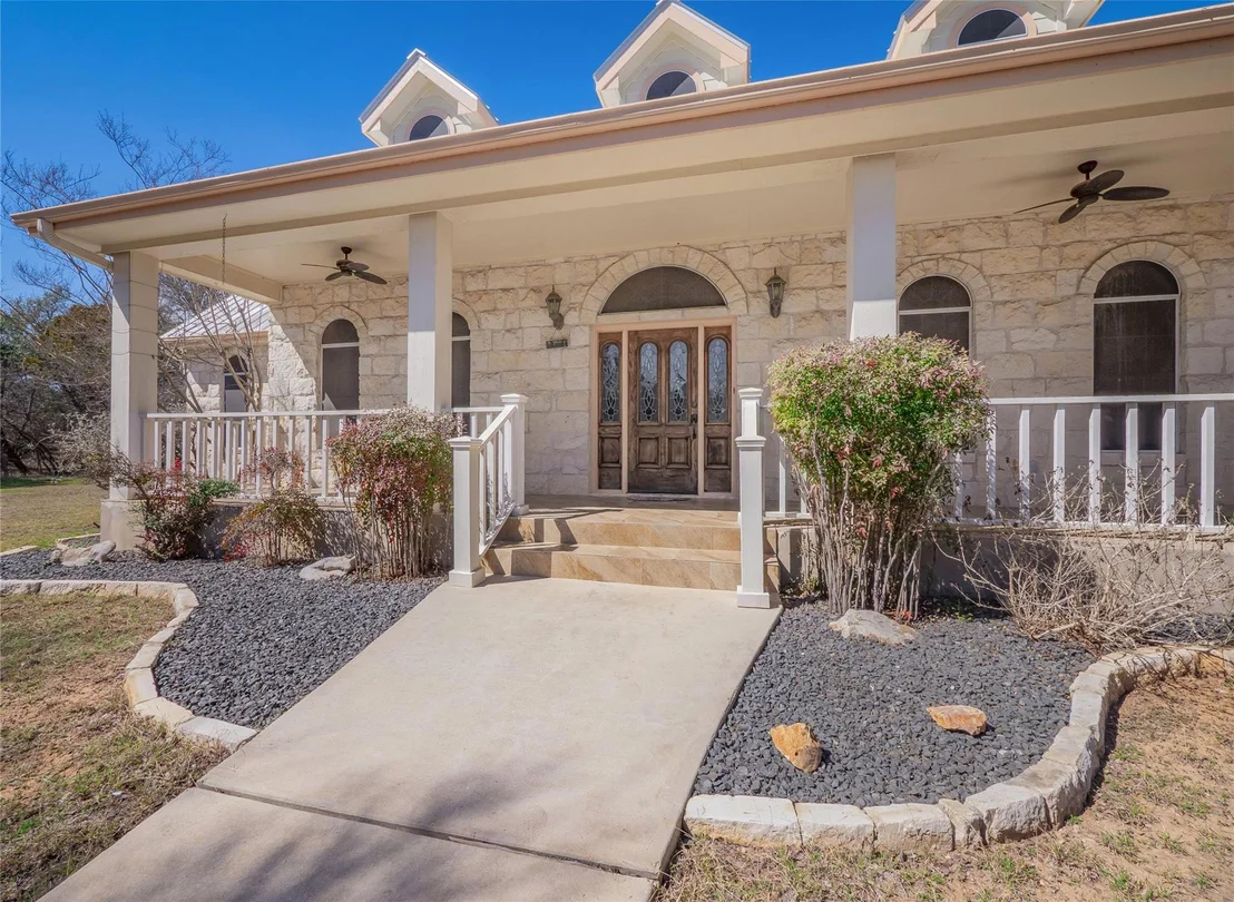 Photo of 2910 Paso Del Robles