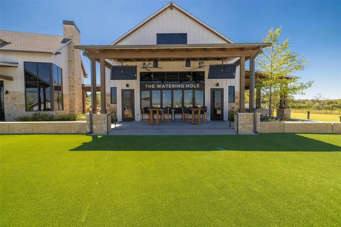 Photo of 213 Oakley PASS