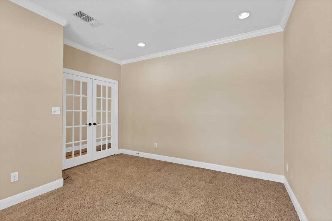 Photo of 301 Wye Oak ST