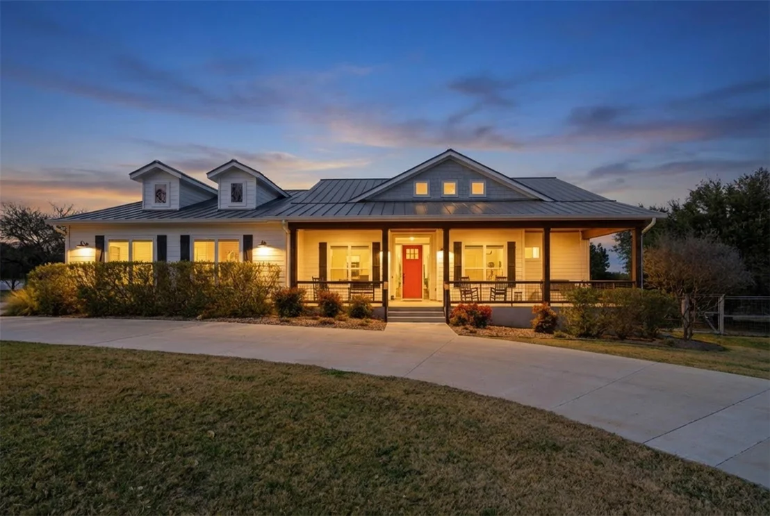 Photo of 219 Skyline RD