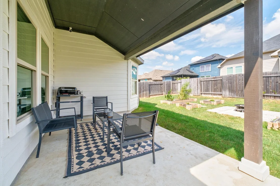 Photo of 221 Short Leaf DR