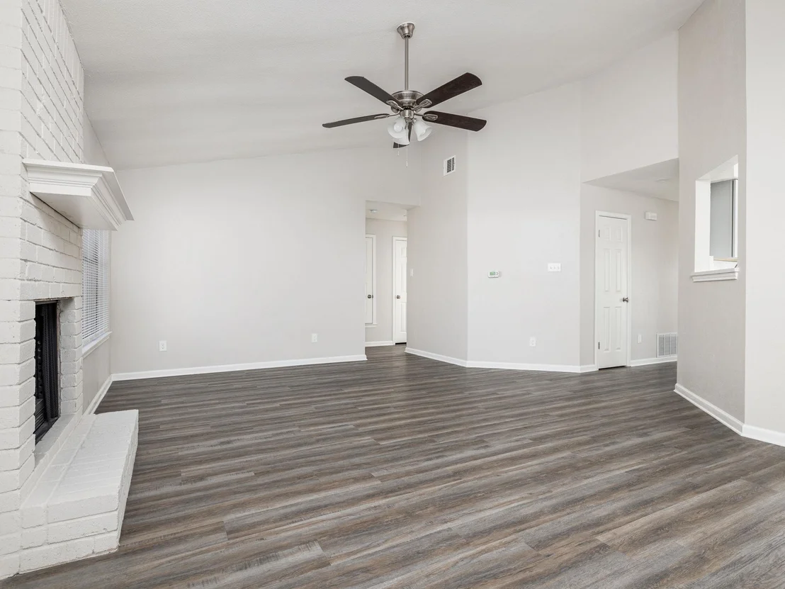 Photo of 1816 Provident LN