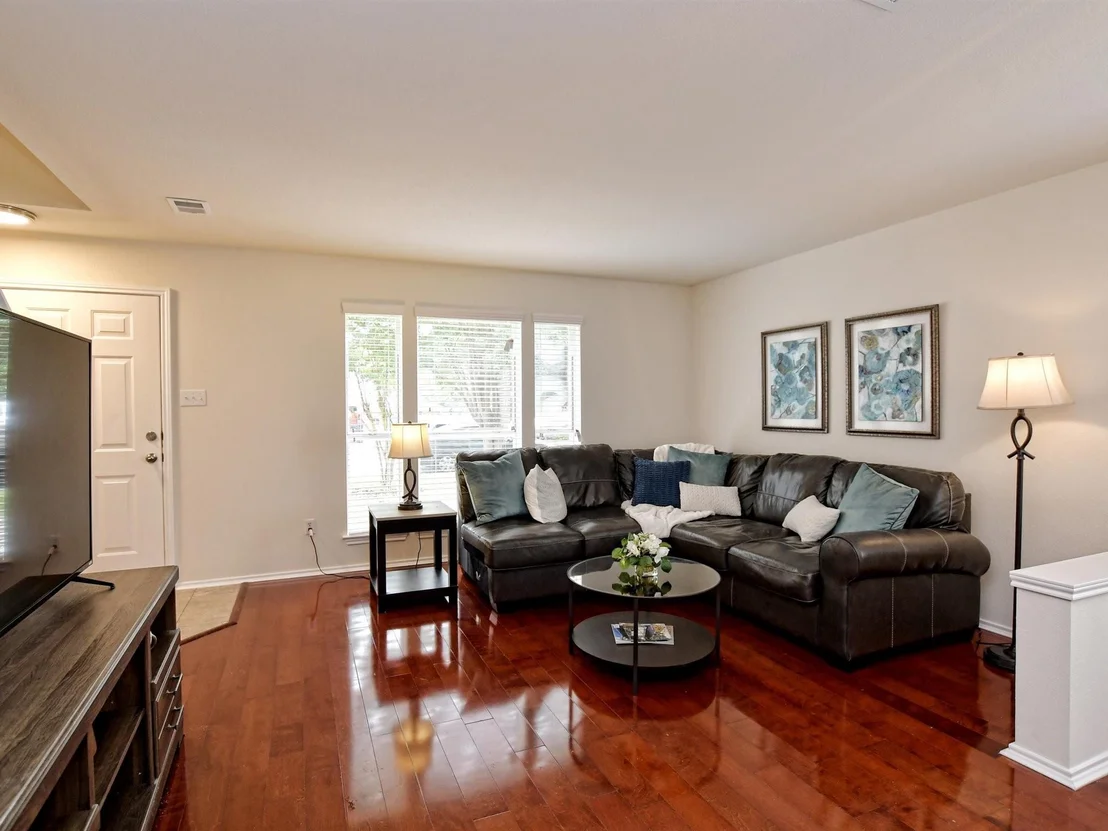Photo of 12316 Uttimer LN