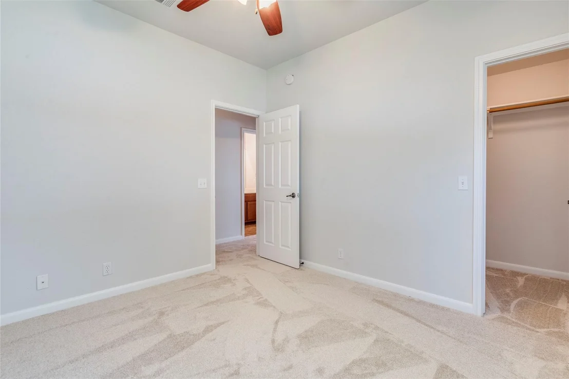 Photo of 813 Kingston Lacy BLVD