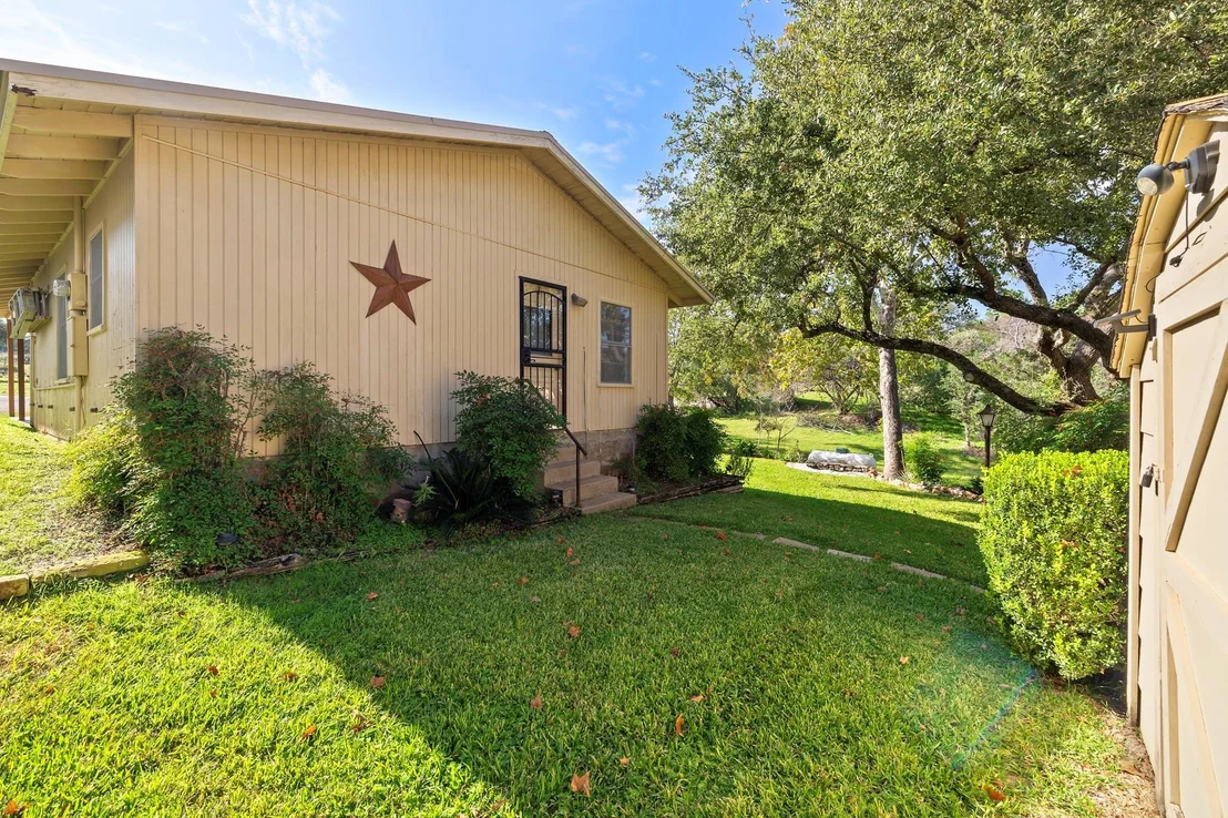 Photo of 189 Roadrunner LN