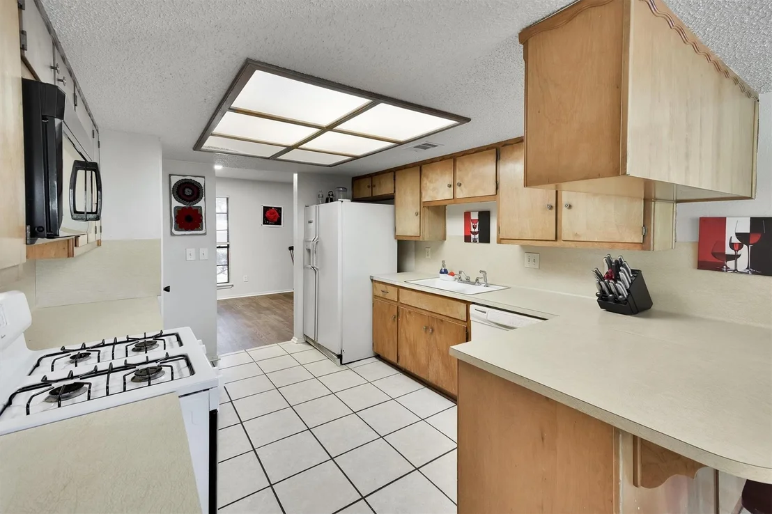 Photo of 1008 Hermitage DR