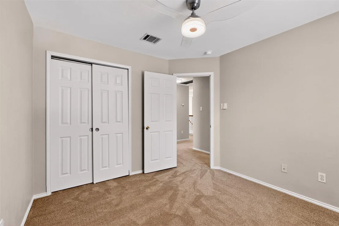 Photo of 5008 Barlow DR