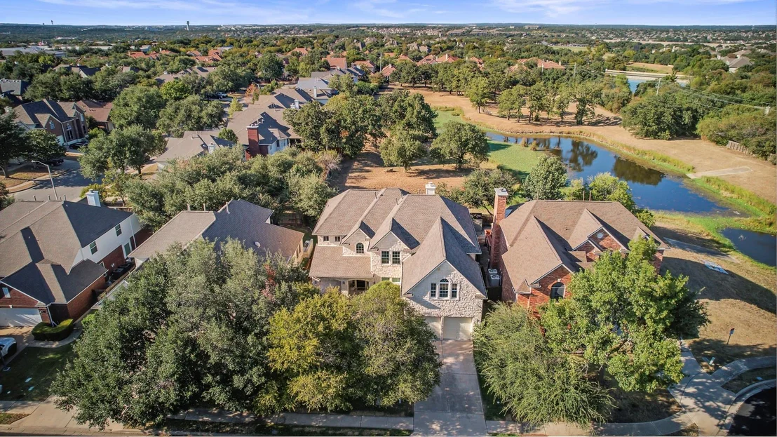 Photo of 15215 Thatcher DR
