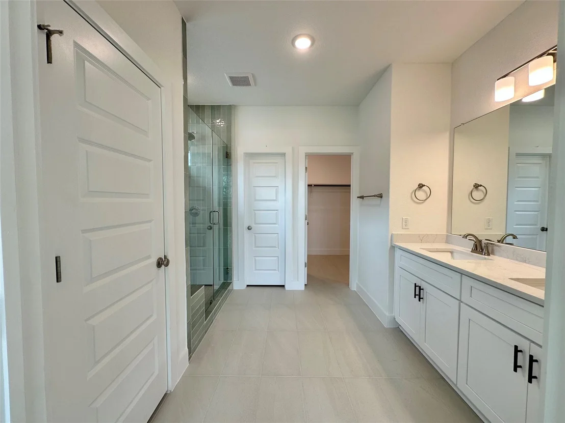 Photo of 300 Treadwell LN
