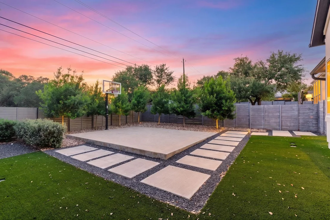 Photo of 229 Iva June LN