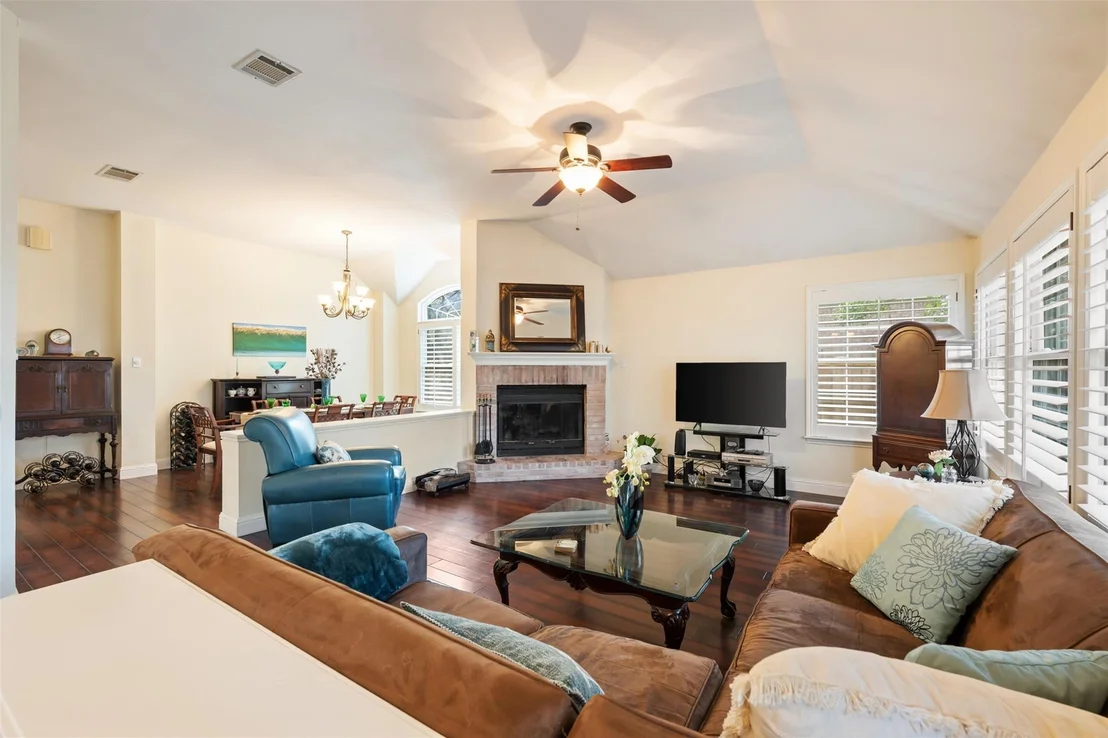 Photo of 1205 Sugarberry DR