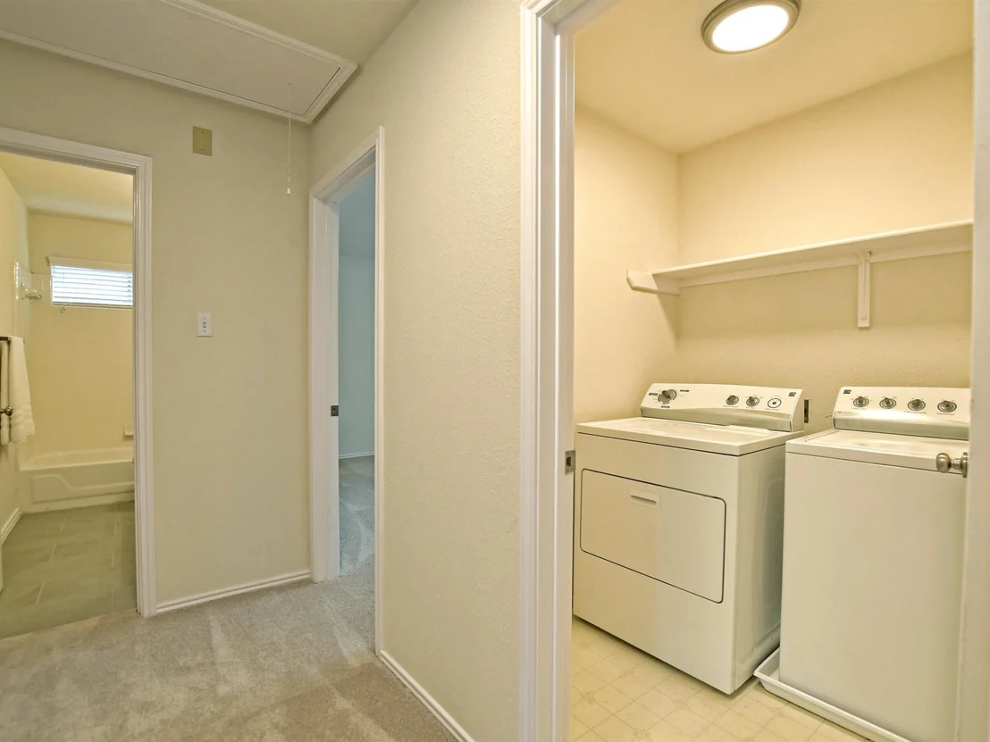 Photo of 12316 Uttimer LN