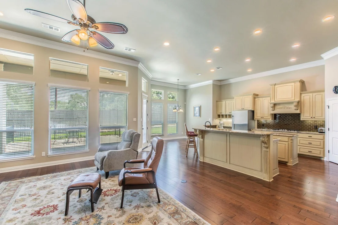 Photo of 1635 Alta Vista LOOP