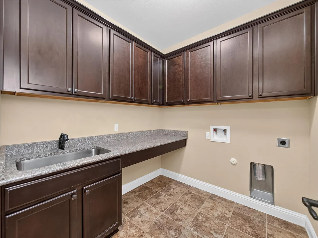 Photo of 435 Davis Mountain CIR