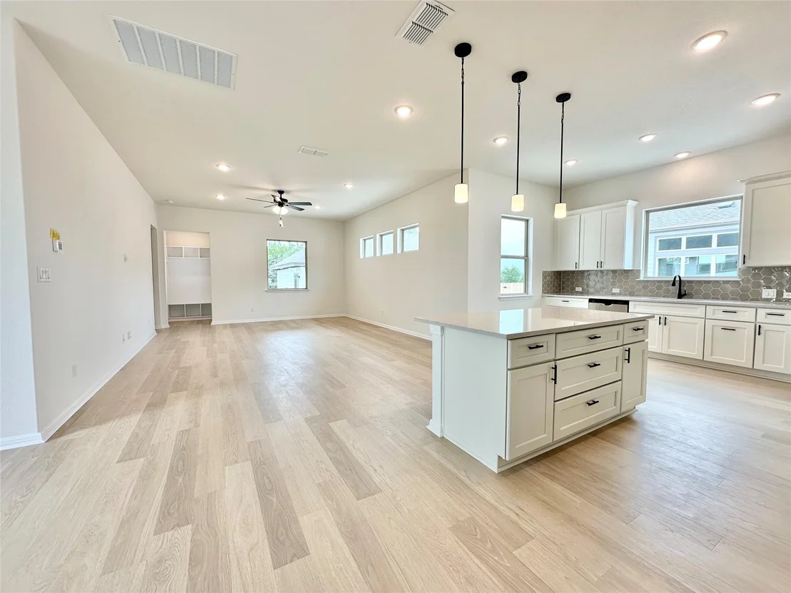 Photo of 436 Treadwell LN