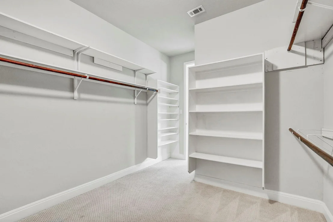 Photo of 7840 Aria LOOP