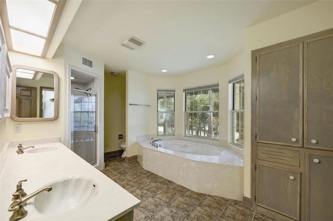 Photo of 3605 Silver Hill CIR