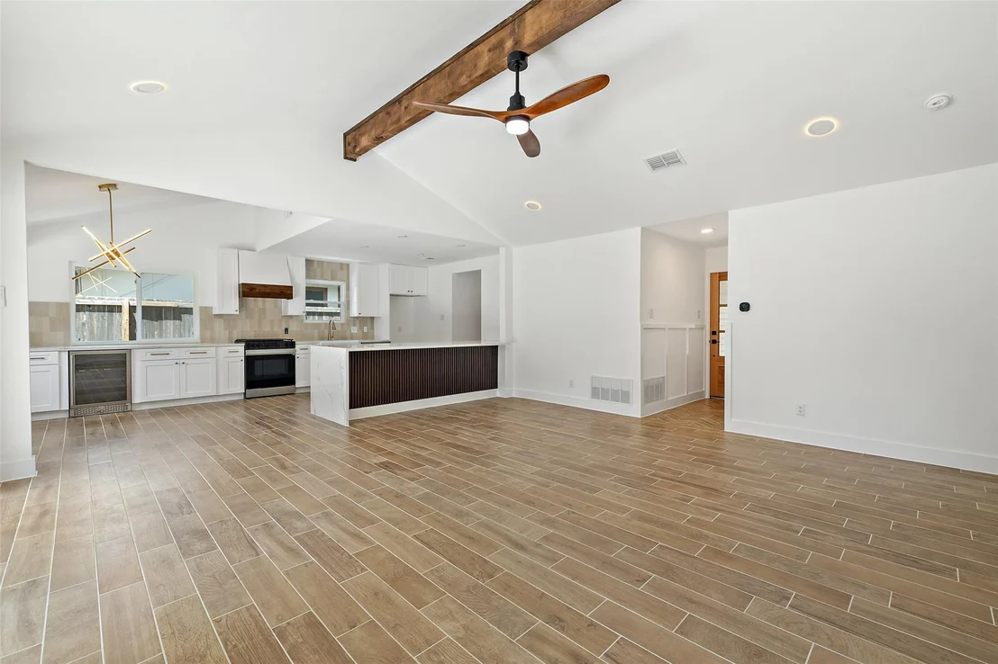 Photo of 1111 Spearson LN