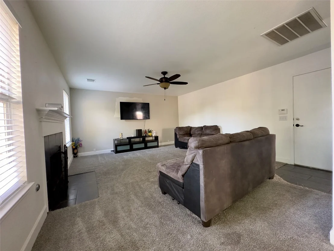 Photo of 804 Tapestry CV