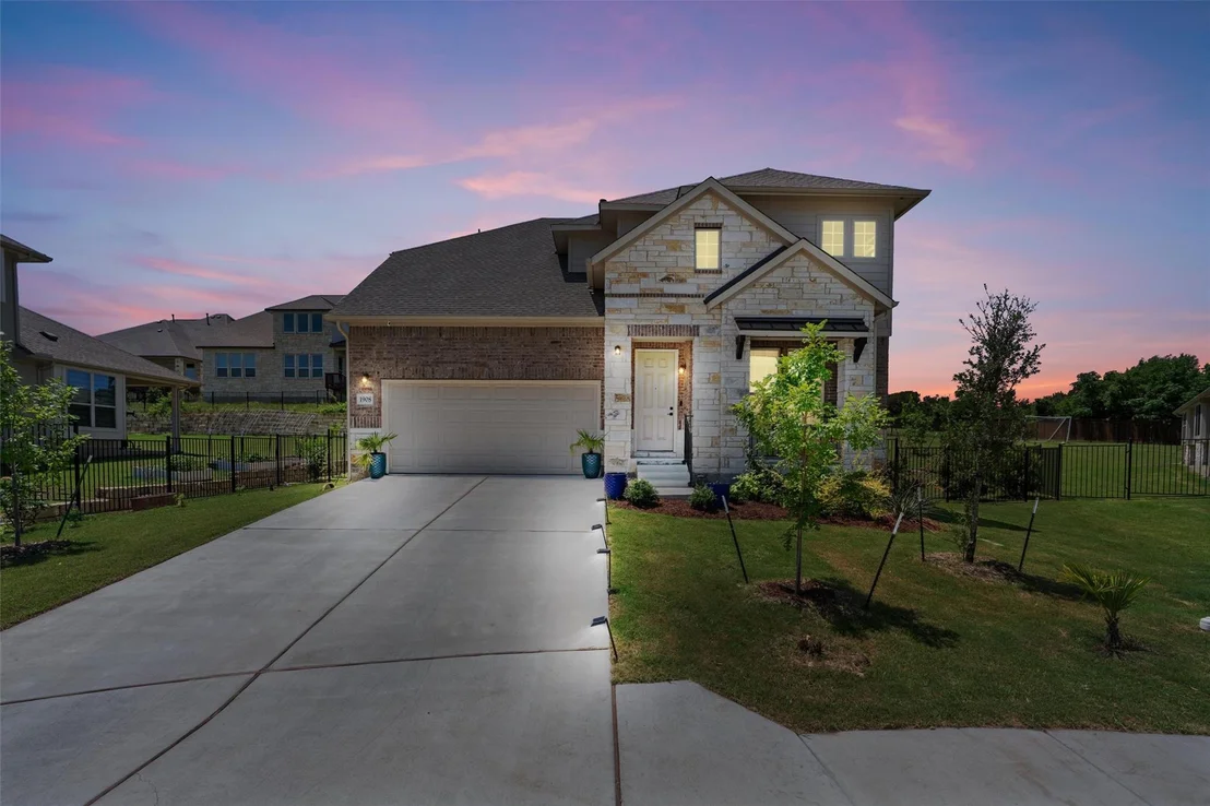 Photo of 1908 Cabrera DR