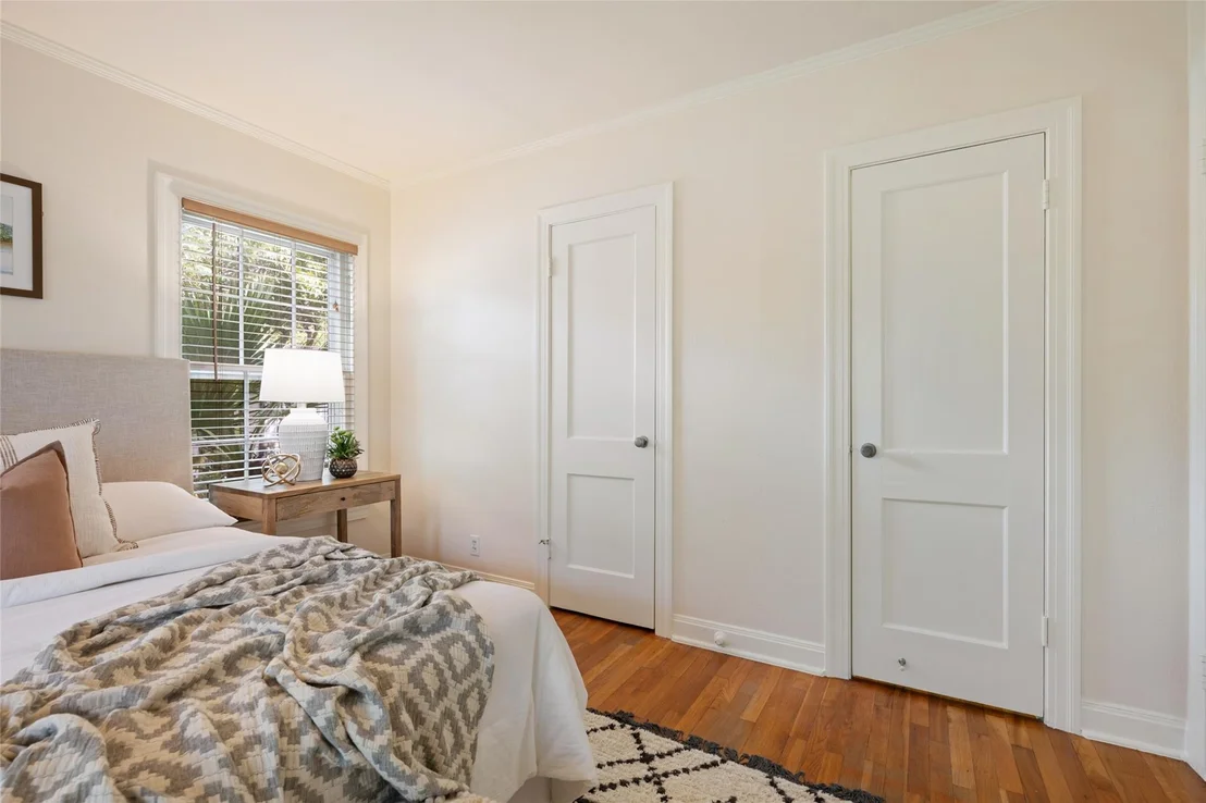 Photo of 3500 Lafayette Ave