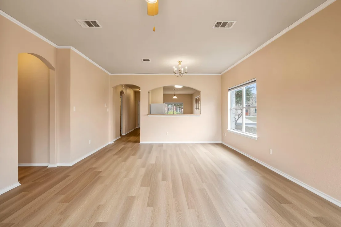 Photo of 248 Amber Oak DR