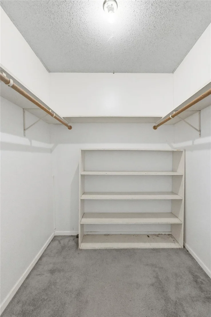 Photo of 207 W 17th ST