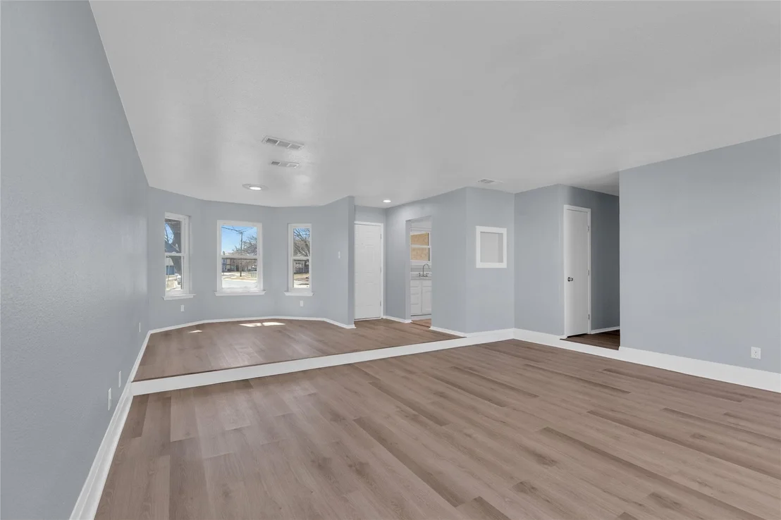 Photo of 2017 Corona DR