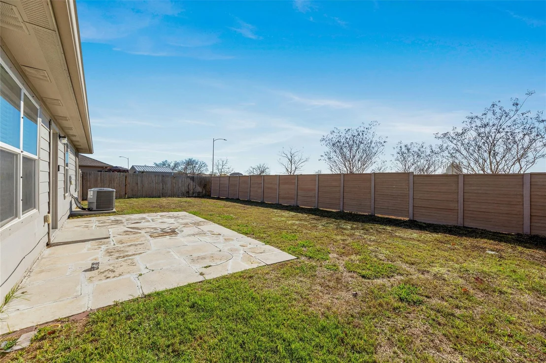 Photo of 11929 Riparian RD