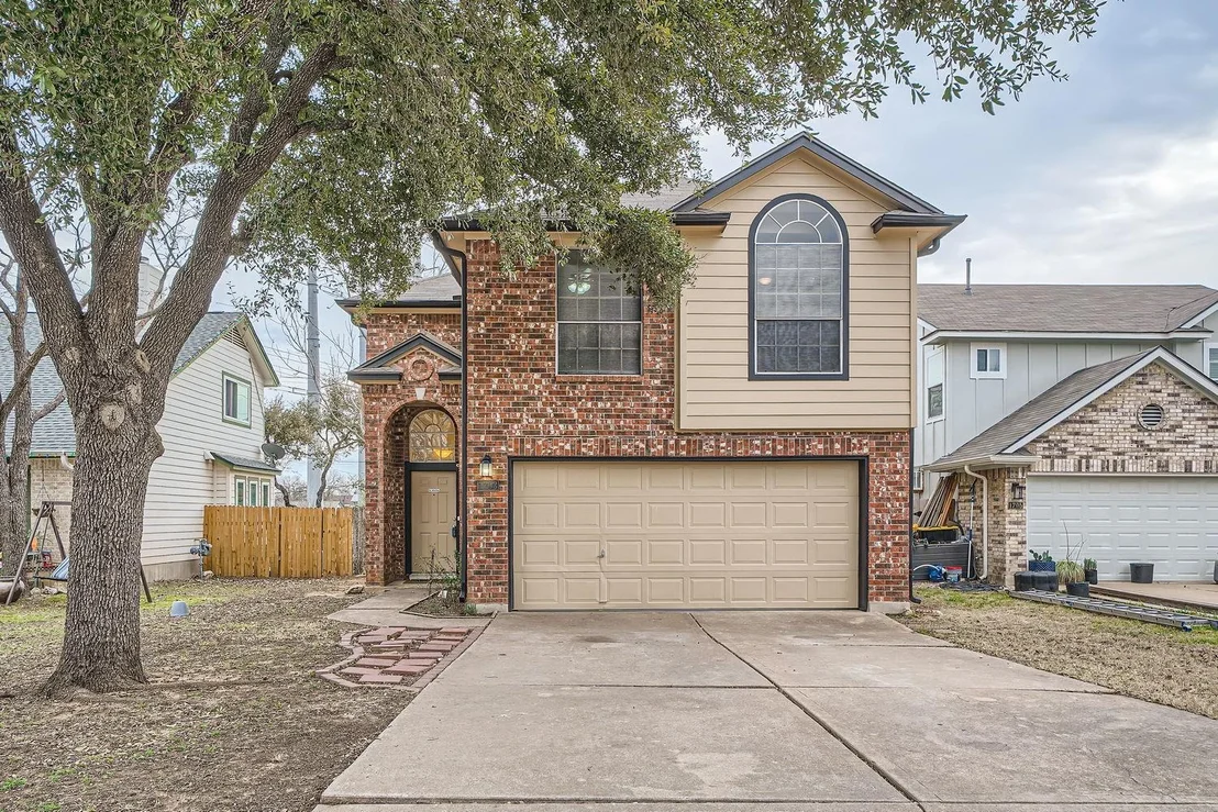 Photo of 1703 Sylvia LN